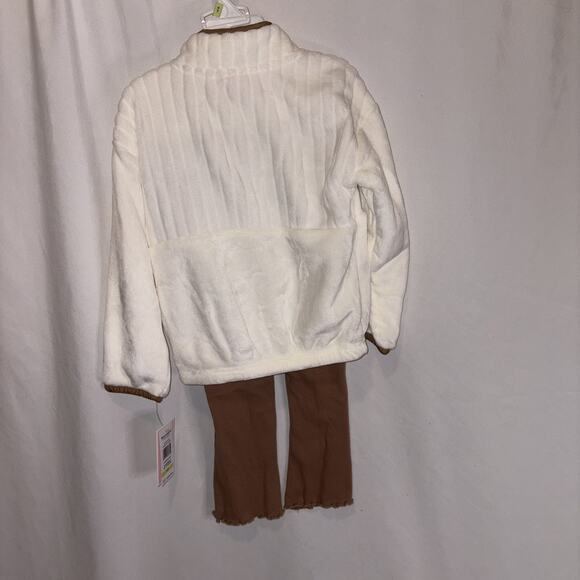 JUICY COUTURE 2 Piece Set Fleece Pullover & Legging Pants Girls 4T Gold NWT - Picture 2 of 8